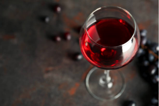 Top 10 functions of a wine decanter: How many do you know? 2 9 195372