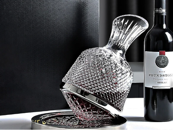 Wine Decanter with Wide Base for Maximum Airflow
