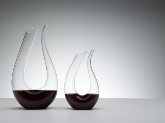 Blog 11 Modern Wine Decanter for Table Display