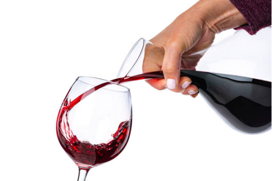 Blog 15 Wine Decanter for Full-Bodied Red Wines