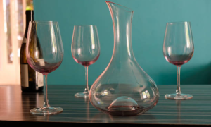 Wine Decanter Home 11 Image showing wine decanter